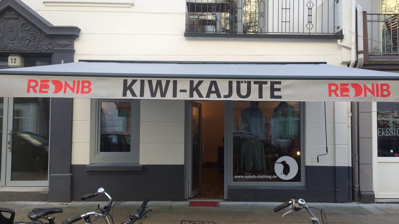 Kiwi-Kajüte hat eine Markise bekommen / Neue Artikel im Sale
